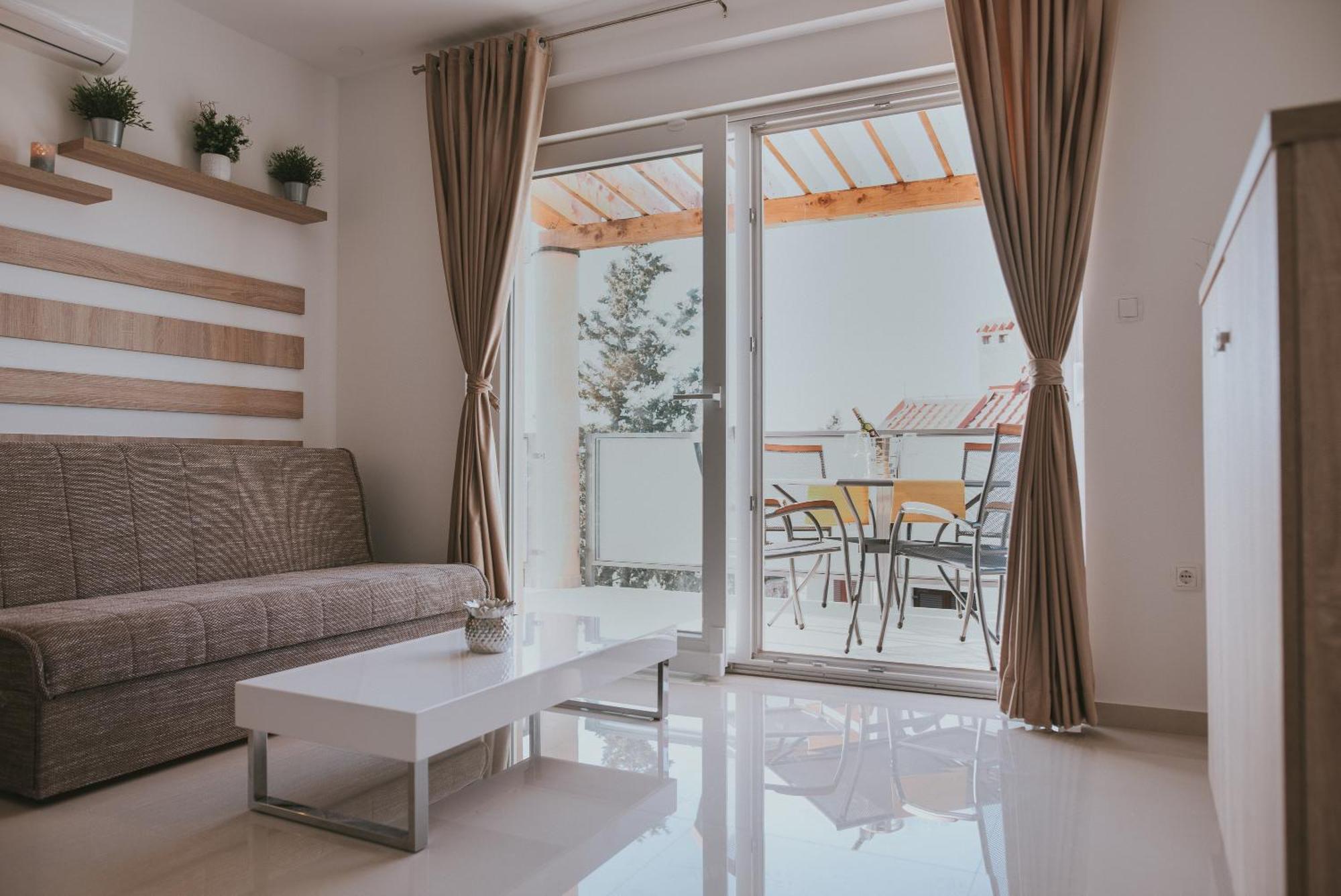 Poolside Hideout Apartments Novalja Exterior foto